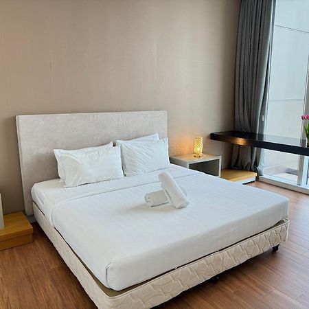 Faced Suites Platinum Klcc Kuala Lumpur Exterior photo